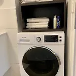 Helles Ueber Den Daechern Rostocks 아파트 로스토크